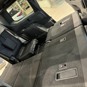 LexusGX_7_Seat_Folded1.jpg