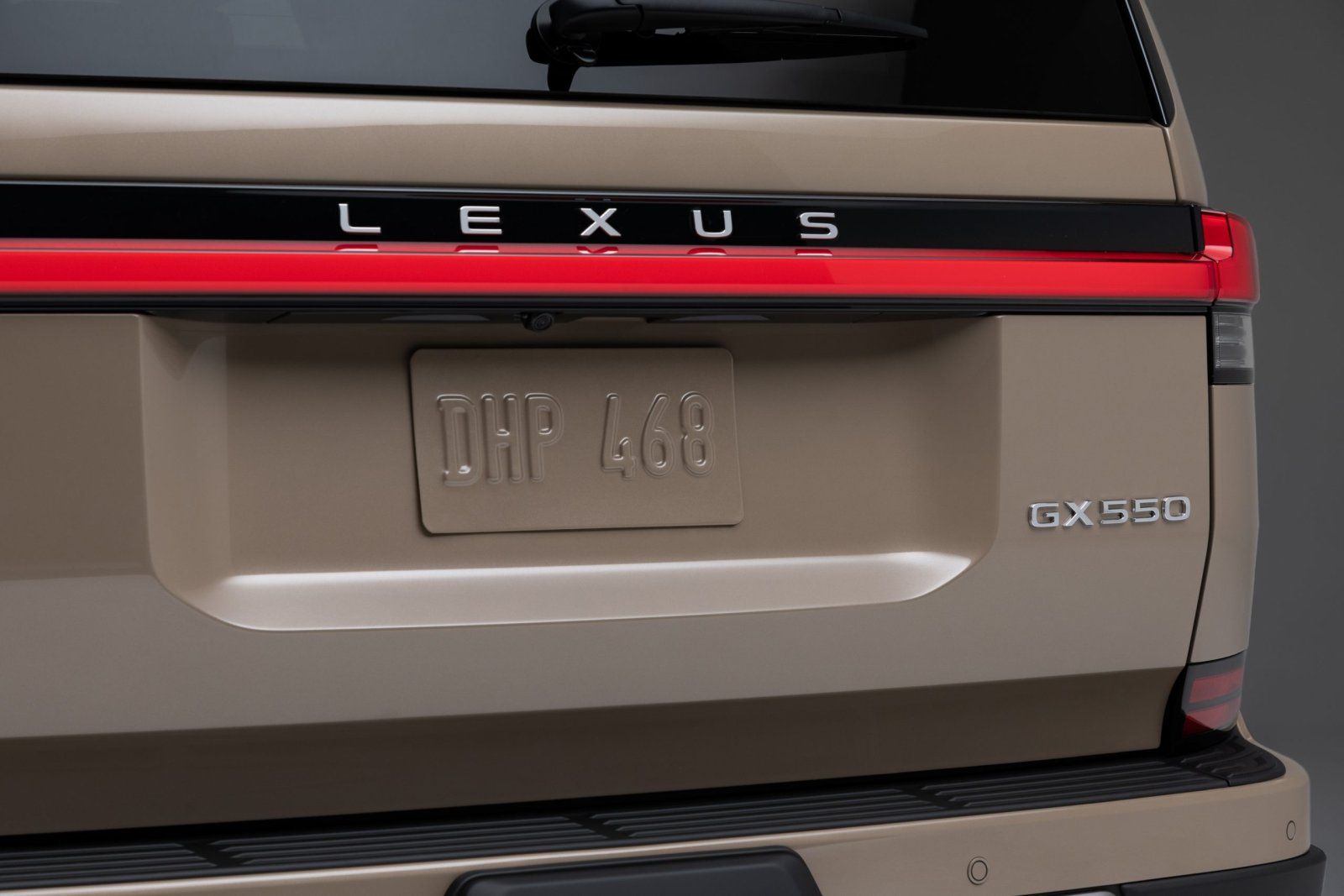 2024_Lexus_GX_Overtrail_010-scaled.jpg